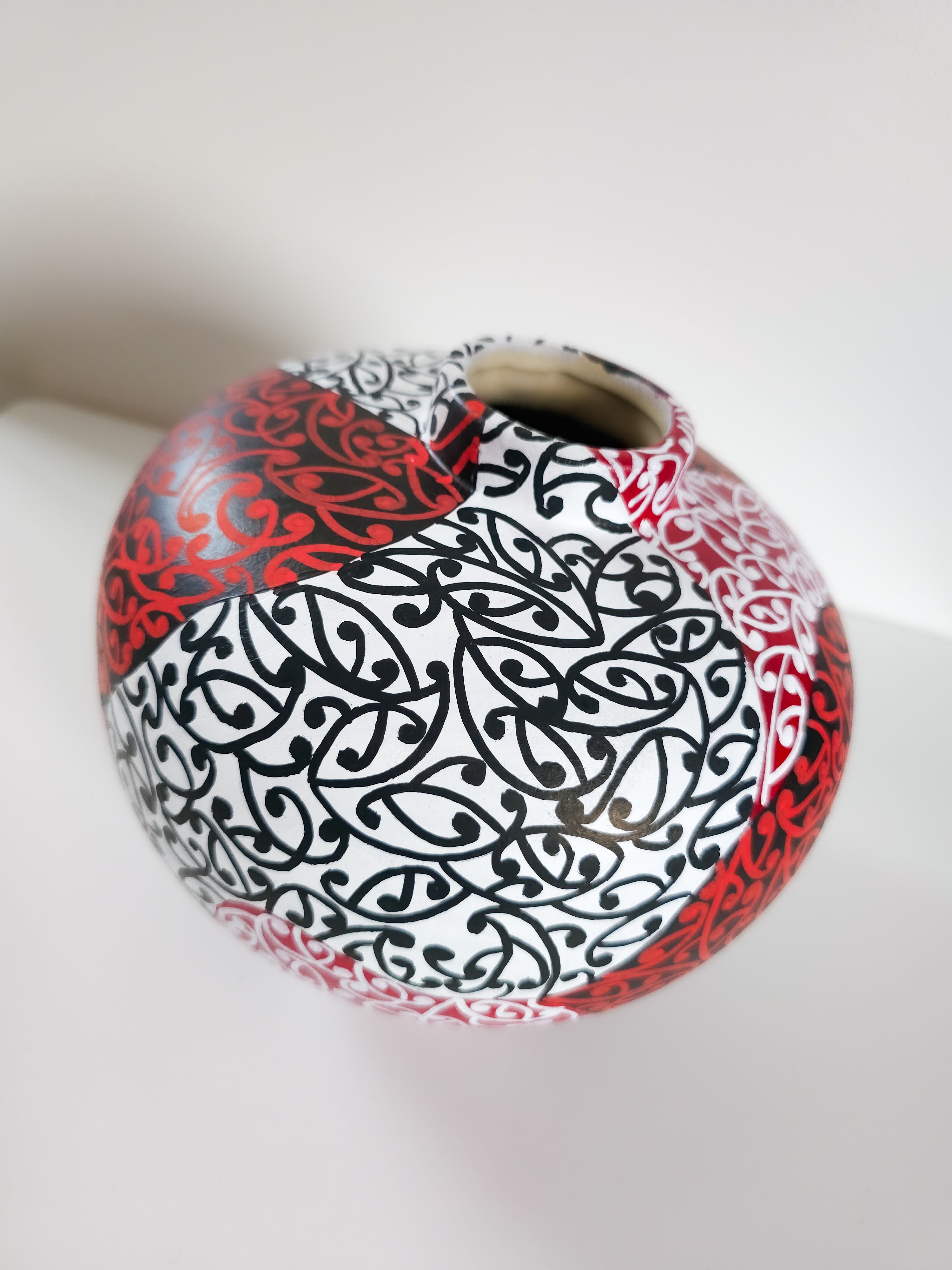 Koru Ceramic Vase